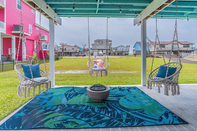23011 Camino Street, Galveston, TX 77554