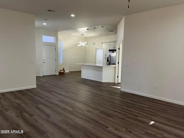 1747 E Northern Avenue 125, Phoenix, AZ 85020