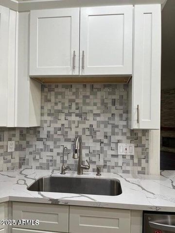 1747 E Northern Avenue 125, Phoenix, AZ 85020