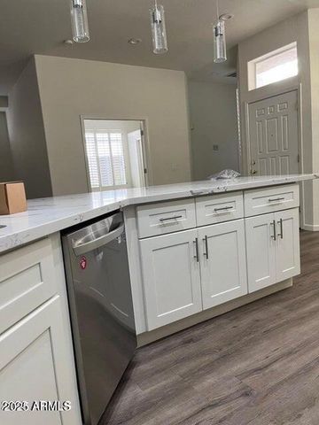 1747 E Northern Avenue 125, Phoenix, AZ 85020