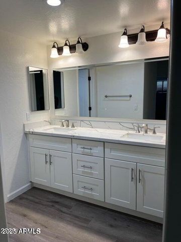 1747 E Northern Avenue 125, Phoenix, AZ 85020