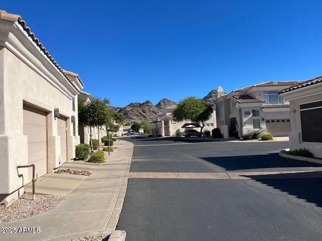 1747 E Northern Avenue 125, Phoenix, AZ 85020