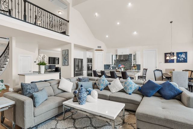 1504 S Mitchell Road, Mansfield, TX 76063