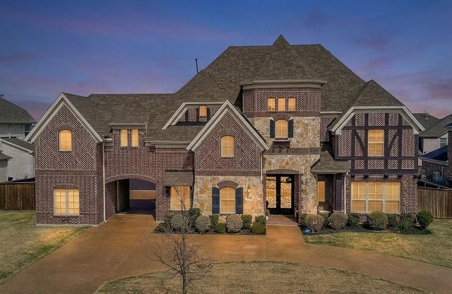 1504 S Mitchell Road, Mansfield, TX 76063