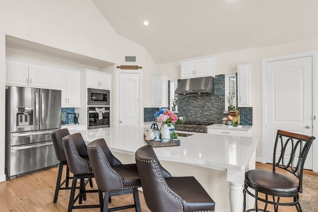 1504 S Mitchell Road, Mansfield, TX 76063