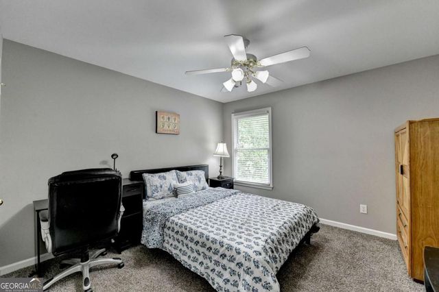 1053 Hawk Creek Trail, Lawrenceville, GA 30043