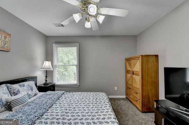 1053 Hawk Creek Trail, Lawrenceville, GA 30043