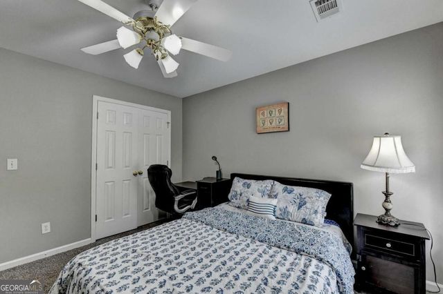 1053 Hawk Creek Trail, Lawrenceville, GA 30043