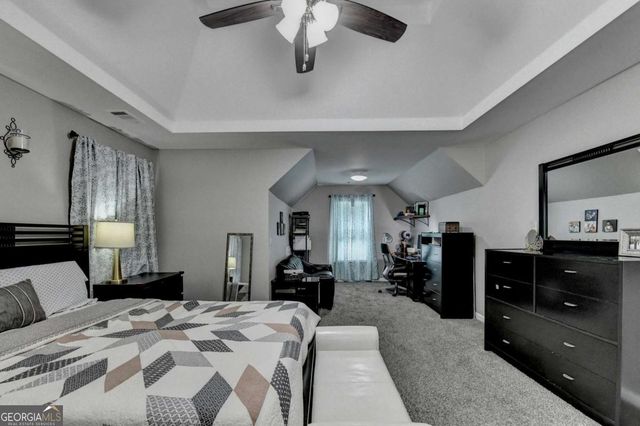 1053 Hawk Creek Trail, Lawrenceville, GA 30043