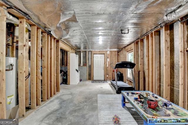 1053 Hawk Creek Trail, Lawrenceville, GA 30043