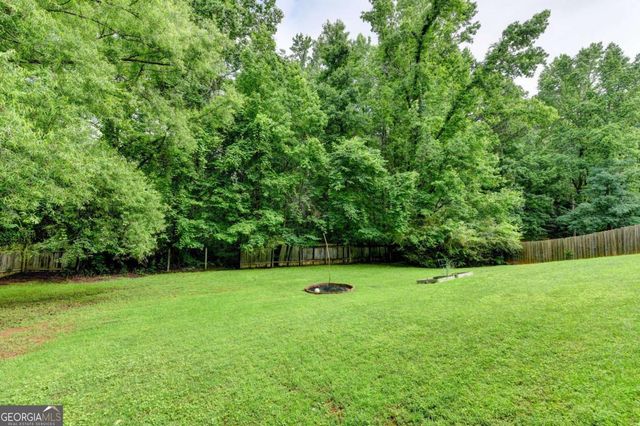 1053 Hawk Creek Trail, Lawrenceville, GA 30043