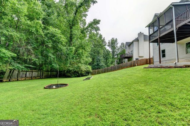 1053 Hawk Creek Trail, Lawrenceville, GA 30043