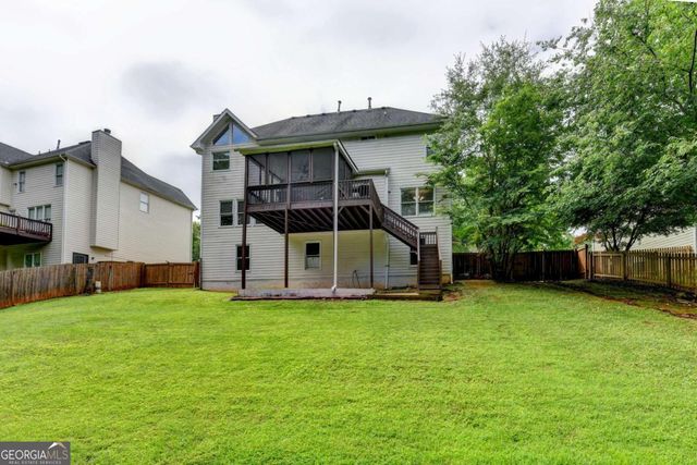 1053 Hawk Creek Trail, Lawrenceville, GA 30043