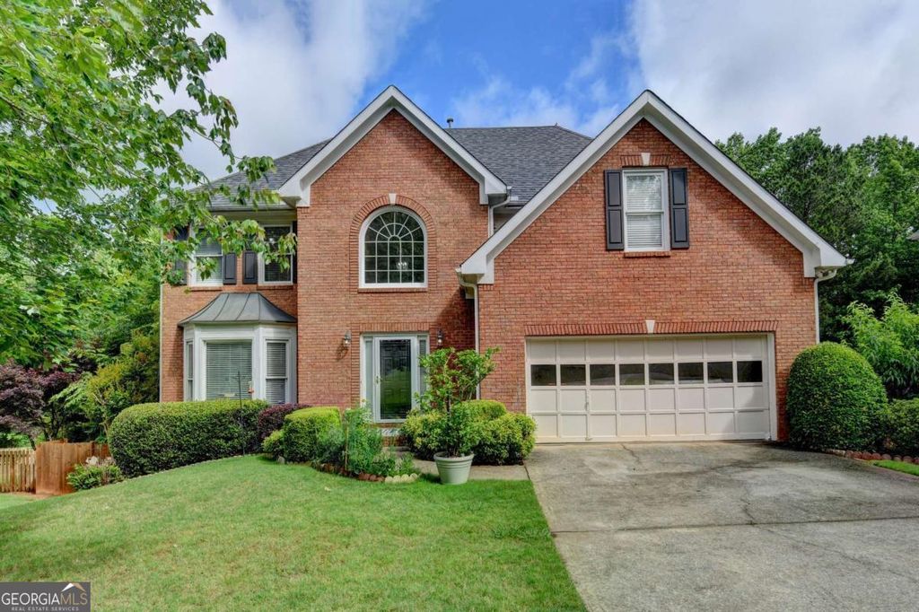 1053 Hawk Creek Trail, Lawrenceville, GA 30043