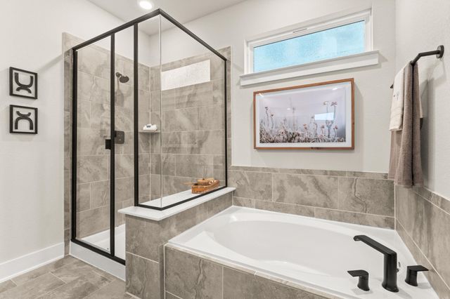 6514 Velvet Leaf LN, Buda, TX 78610