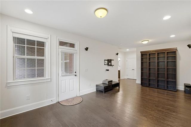 1112 Holly Avenue, Atlanta, GA 30338