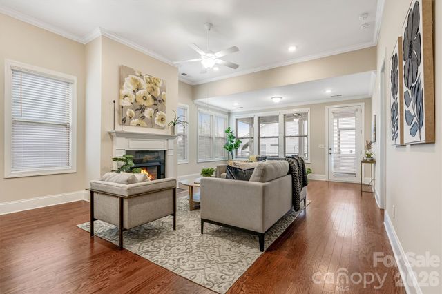 8306 Festival Way, Charlotte, NC 28215