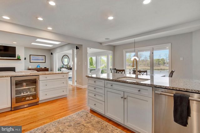 37 W SIDE DR, Rehoboth Beach, DE 19971