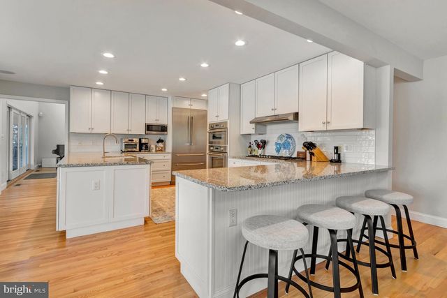 37 W SIDE DR, Rehoboth Beach, DE 19971