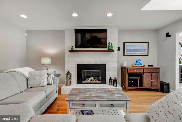 37 W SIDE DR, Rehoboth Beach, DE 19971