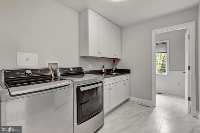 37 W SIDE DR, Rehoboth Beach, DE 19971