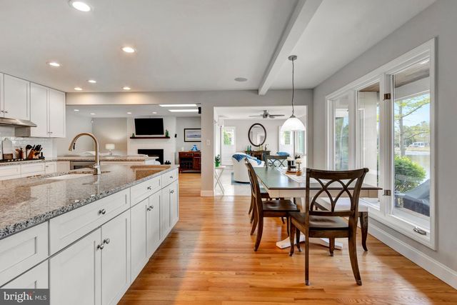 37 W SIDE DR, Rehoboth Beach, DE 19971