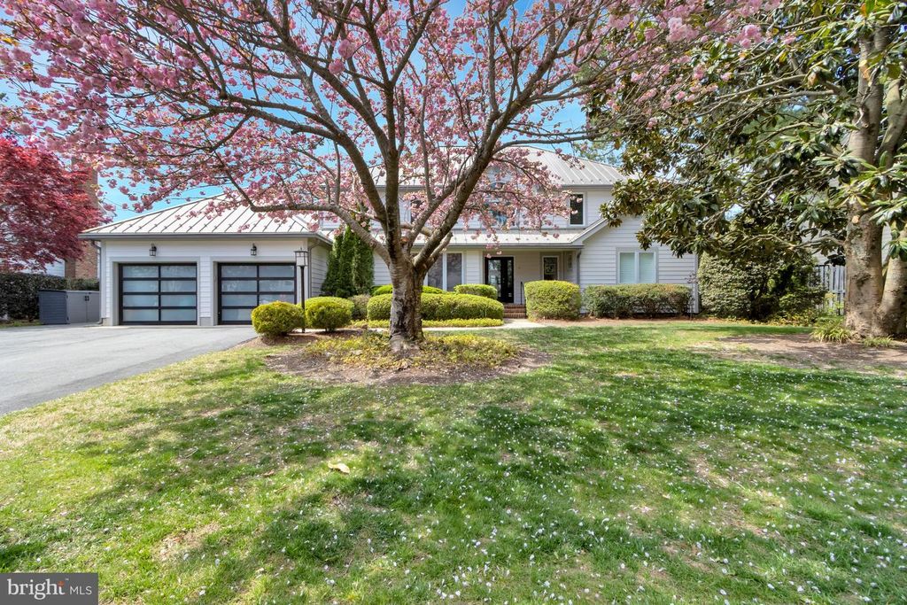 37 W SIDE DR, Rehoboth Beach, DE 19971