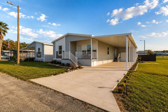 10029 HAMP DRIVE, Dade City, FL 33525