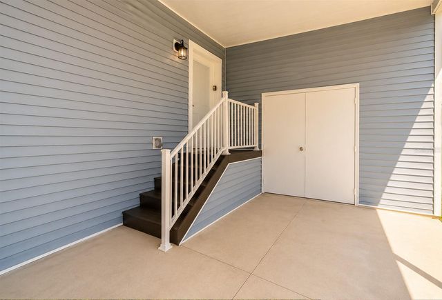10029 HAMP DRIVE, Dade City, FL 33525