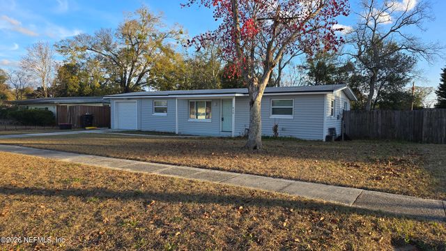 416 JANELL Drive, Orange Park, FL 32073