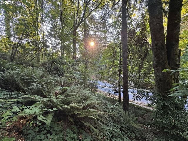 Sw FAIRVIEW Blvd, Portland, OR 97205