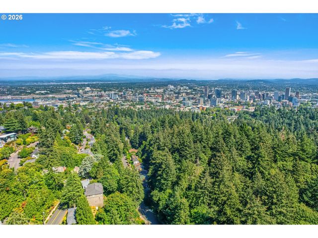 Sw FAIRVIEW Blvd, Portland, OR 97205