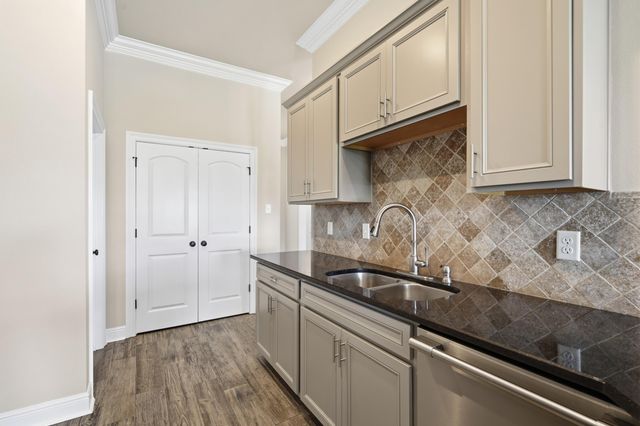 1799 Poeyfarre, Lake Charles, LA 70611