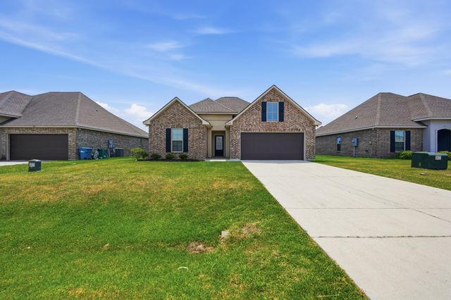 1799 Poeyfarre, Lake Charles, LA 70611