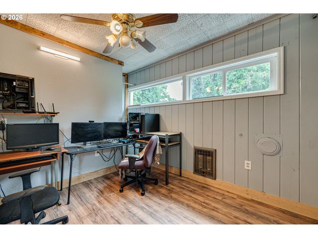 315 SCOTT HILL Rd, Woodland, WA 98674