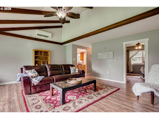 315 SCOTT HILL Rd, Woodland, WA 98674