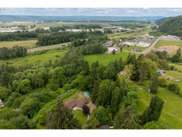 315 SCOTT HILL Rd, Woodland, WA 98674