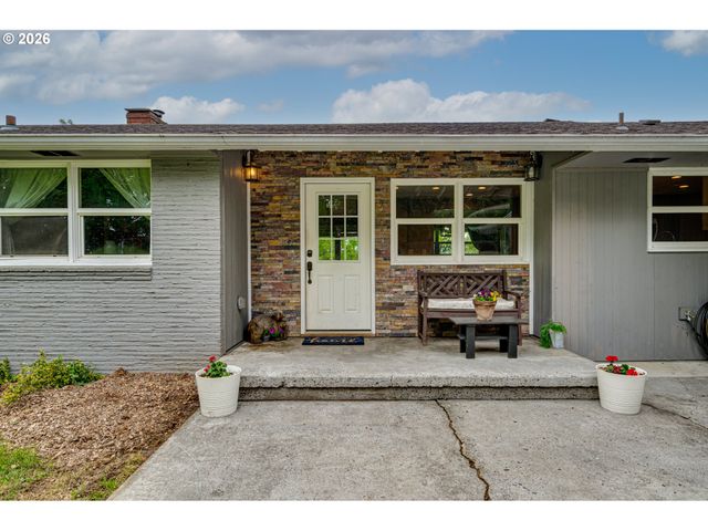 315 SCOTT HILL Rd, Woodland, WA 98674