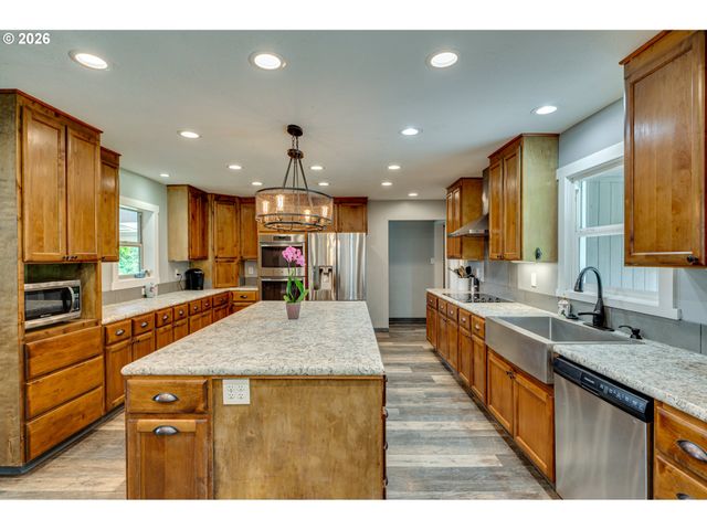 315 SCOTT HILL Rd, Woodland, WA 98674