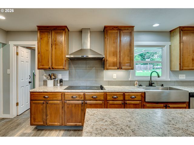 315 SCOTT HILL Rd, Woodland, WA 98674