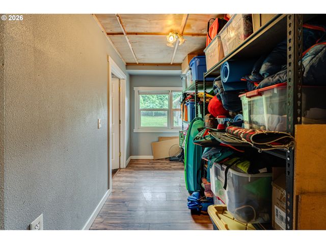 315 SCOTT HILL Rd, Woodland, WA 98674