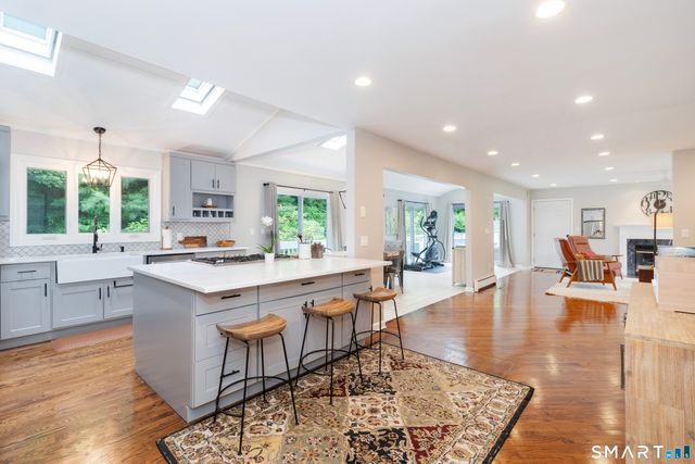 216 Bluff View Drive, Guilford, CT 06437