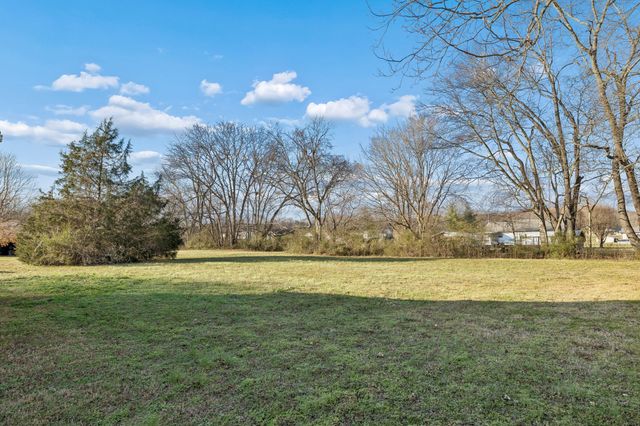 3610 Pulaski Hwy, Columbia, TN 38401