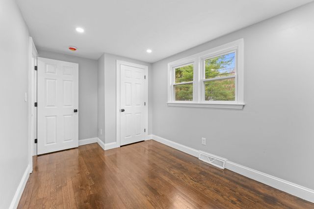 124 Auburn St, Whitman, MA 02382