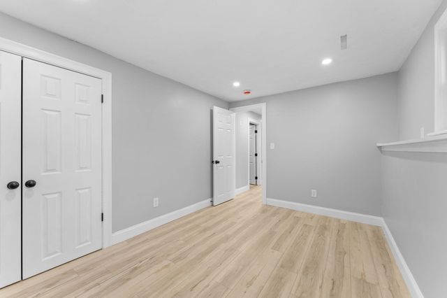 124 Auburn St, Whitman, MA 02382