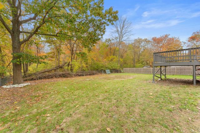 124 Auburn St, Whitman, MA 02382