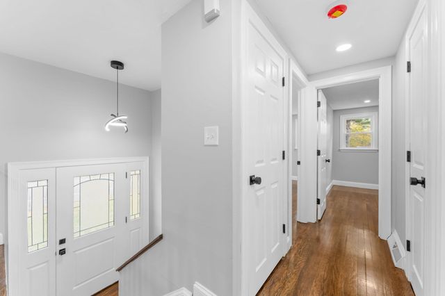 124 Auburn St, Whitman, MA 02382