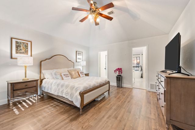 3512 Cliffwood Drive, Colleyville, TX 76034