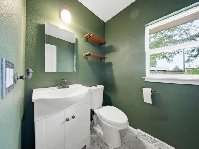 733 N Belview Avenue, Springfield, MO 65802