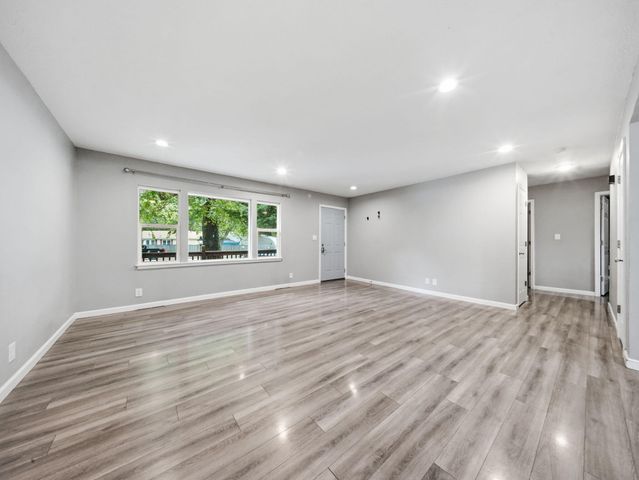733 N Belview Avenue, Springfield, MO 65802